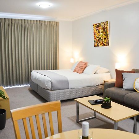 Mansfield Apartments Экстерьер фото