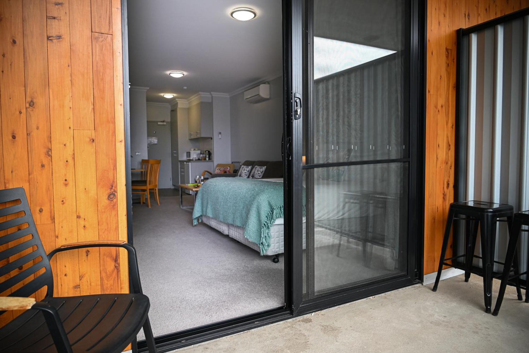 Mansfield Apartments Экстерьер фото