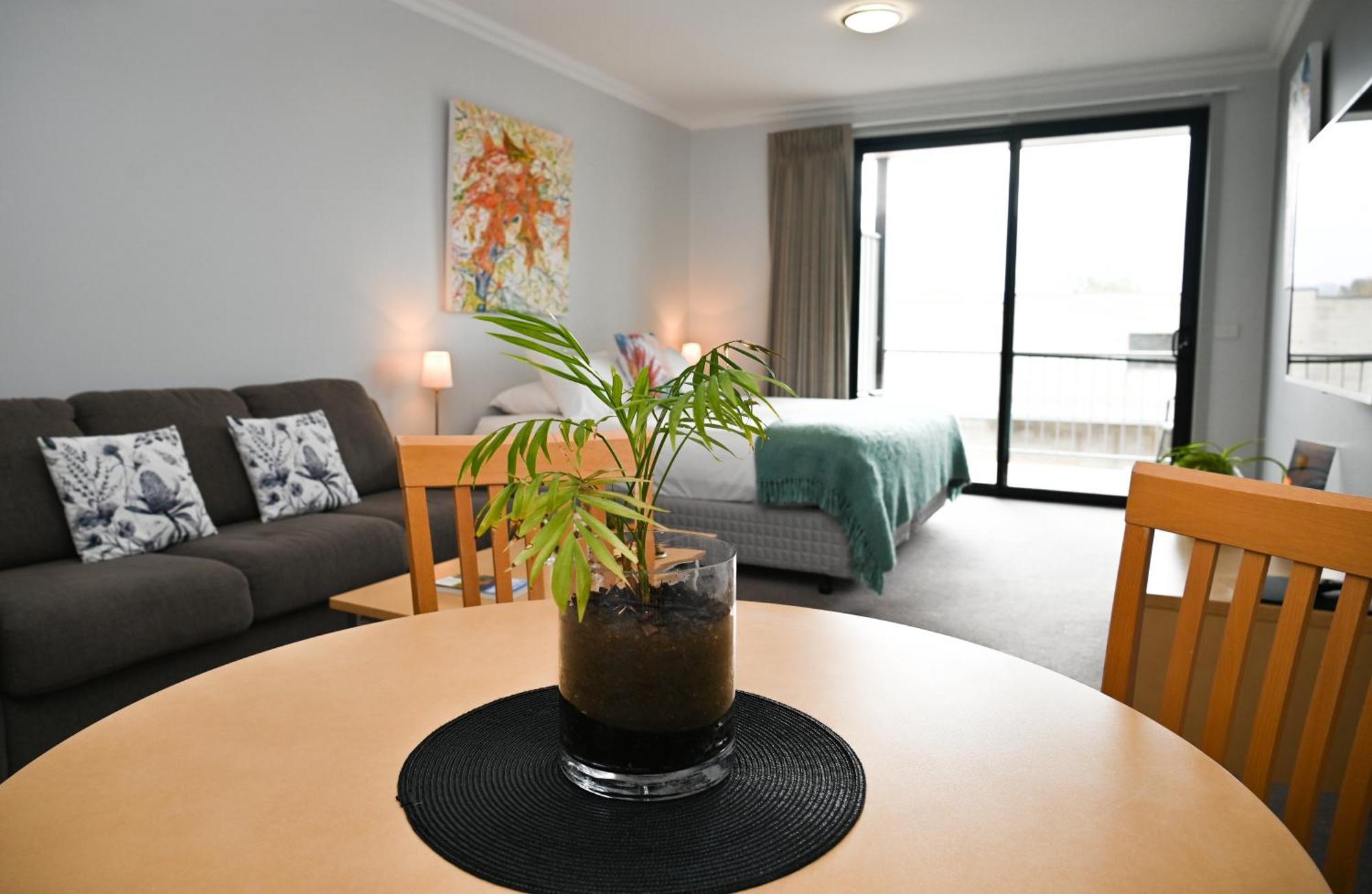 Mansfield Apartments Экстерьер фото