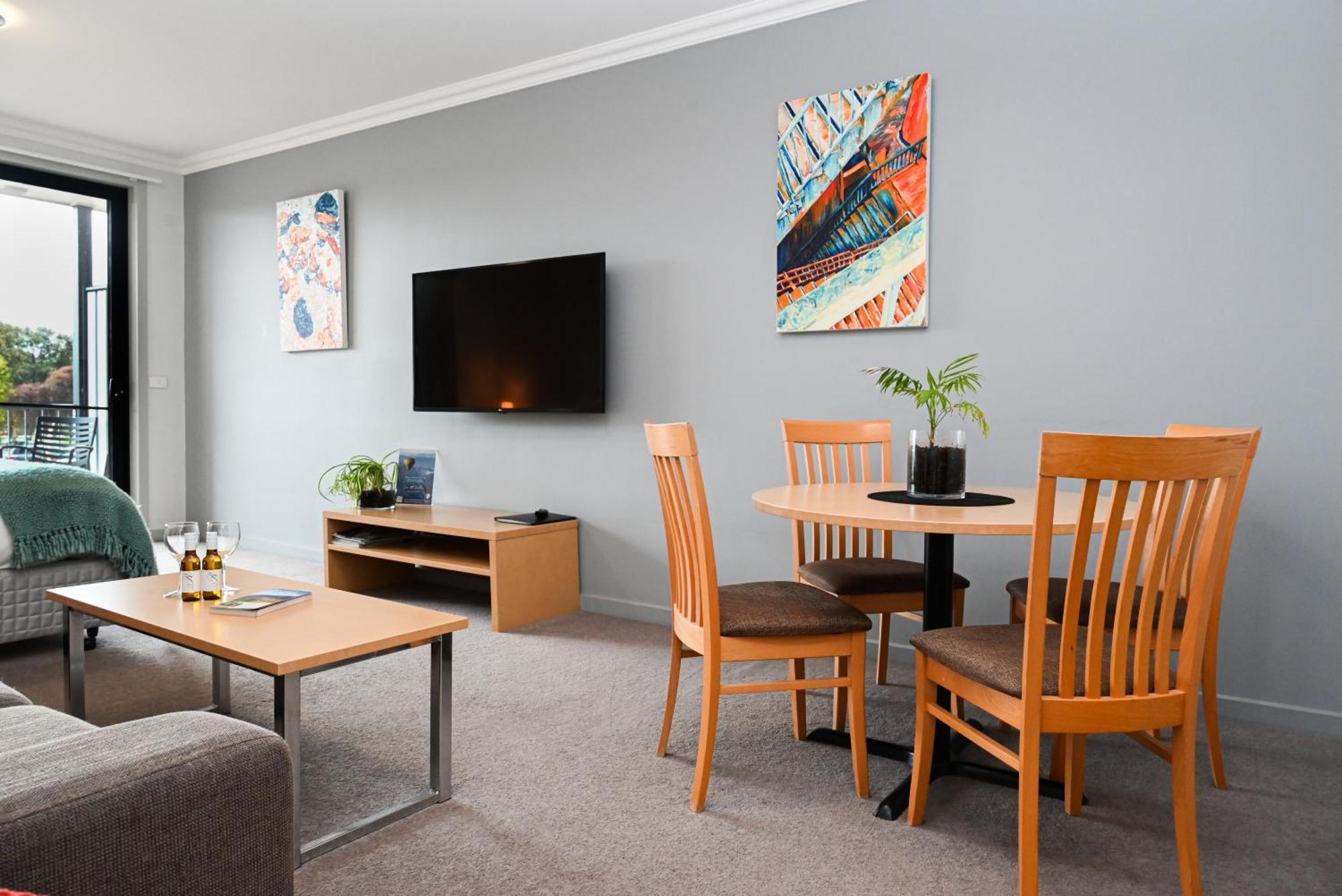 Mansfield Apartments Экстерьер фото