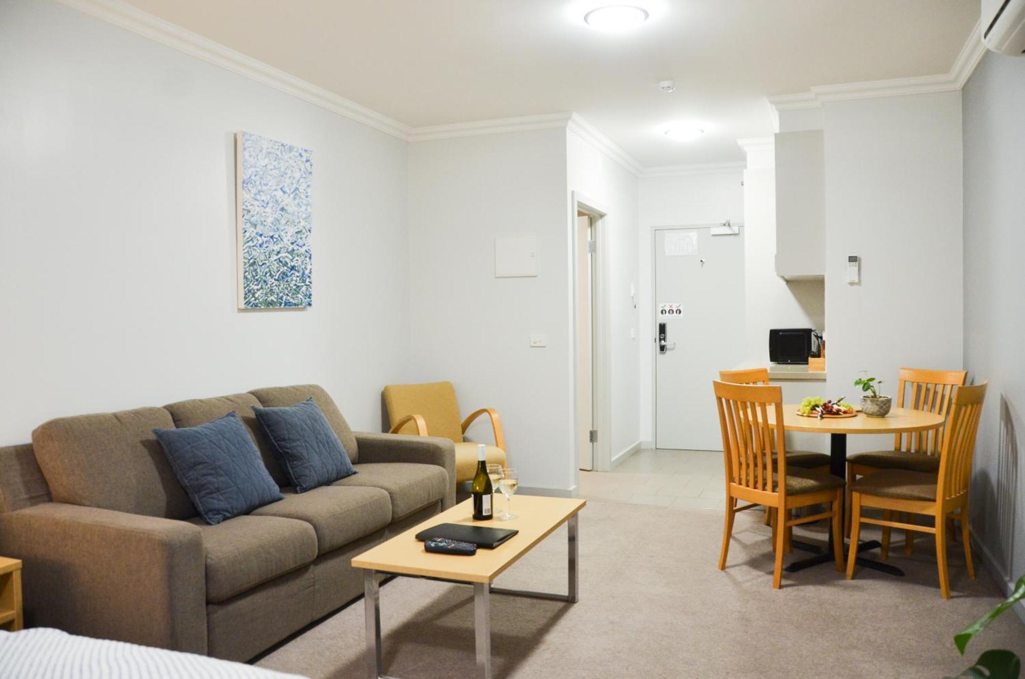 Mansfield Apartments Экстерьер фото